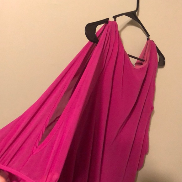 Too small - Picture 2 of 2